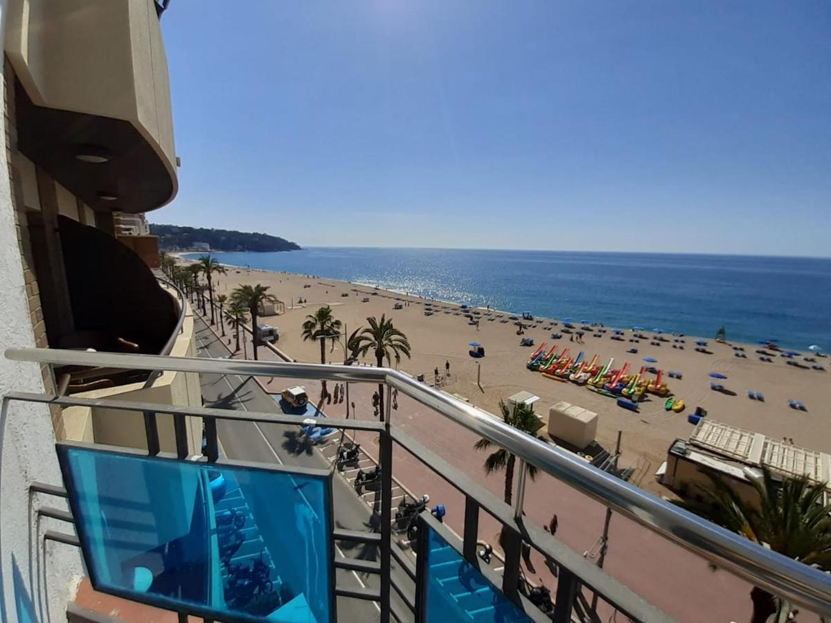 Hostal Mozaik Lloret โยเรตเดมาร์ ภายนอก รูปภาพ
