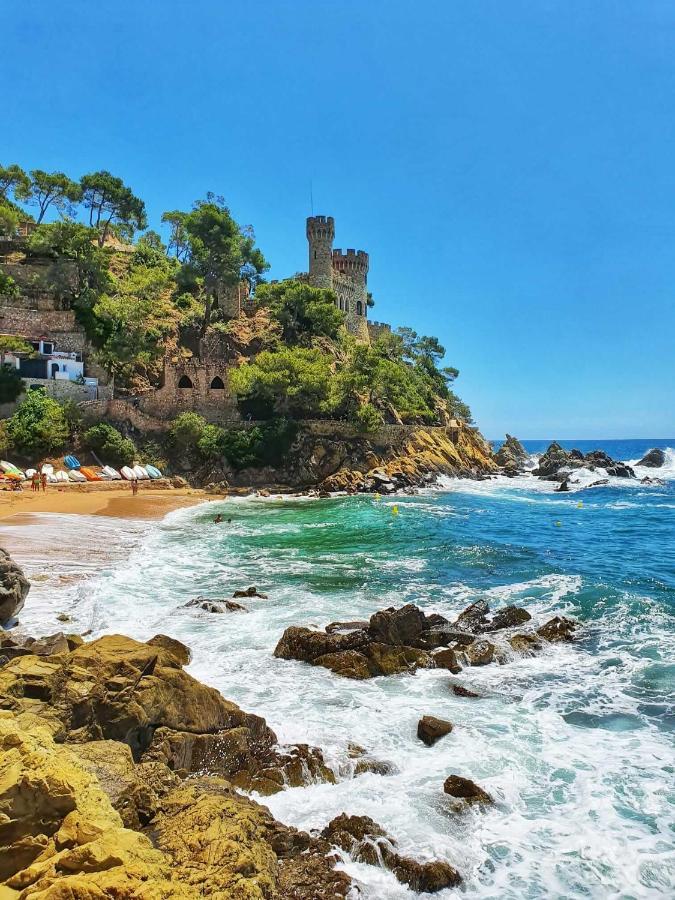 Hostal Mozaik Lloret โยเรตเดมาร์ ภายนอก รูปภาพ